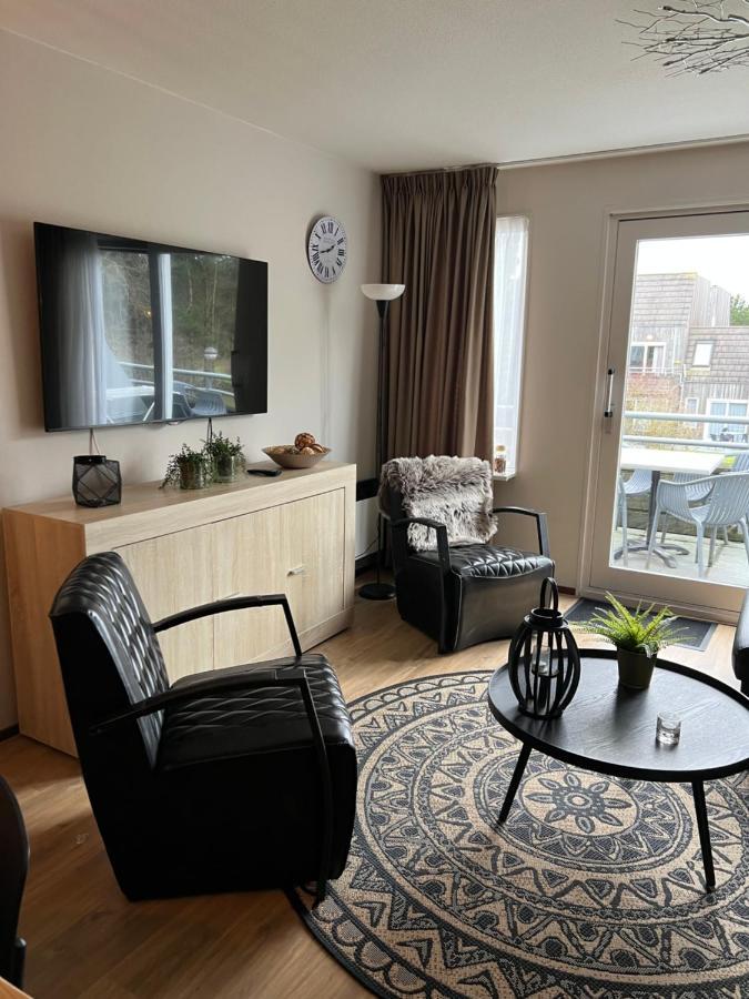 Appartement Ut & Thus, Resort Amelander Kaap Hollum  Exterior foto