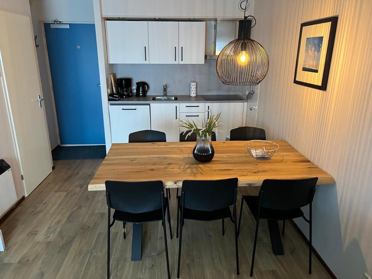 Appartement Ut & Thus, Resort Amelander Kaap Hollum  Exterior foto